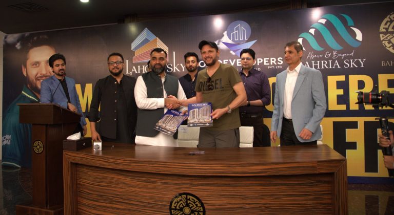Shahid Afridi Joins Hands with OZ Developers, Embarking on a New Chapter of Innovation and Excellence