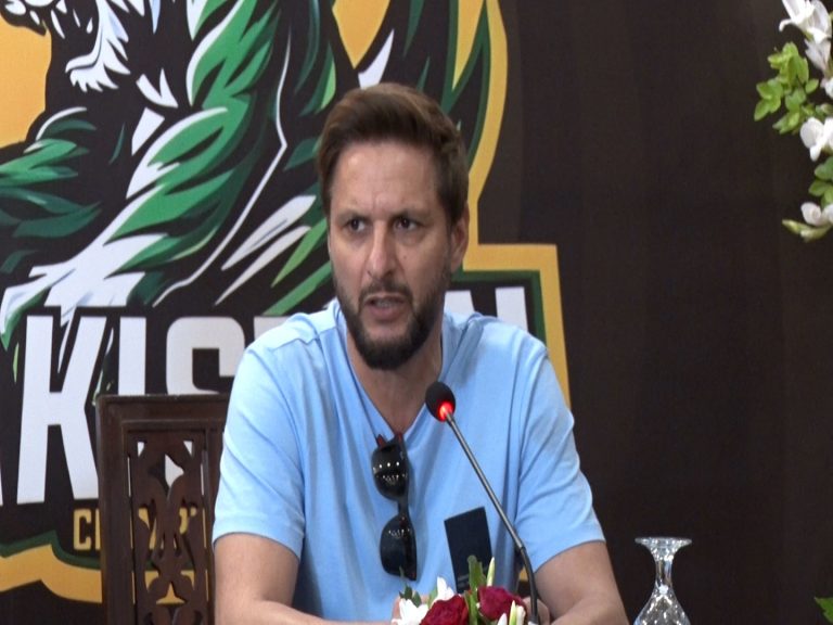 شاہد آفریدی کا مشورہ بھی ضایع کھلاڑیوں نے ایک بھی نہ مانی !!!