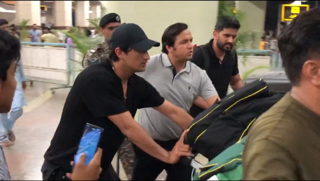 Pakistan Cricket Team arrival at Lahore Airport