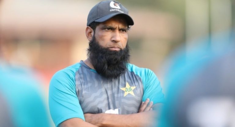 پاکستان کرکٹ ٹیم کے بیٹنگ کوچ محمد یوسف دورہ نیوزی لینڈ سے دستبردار